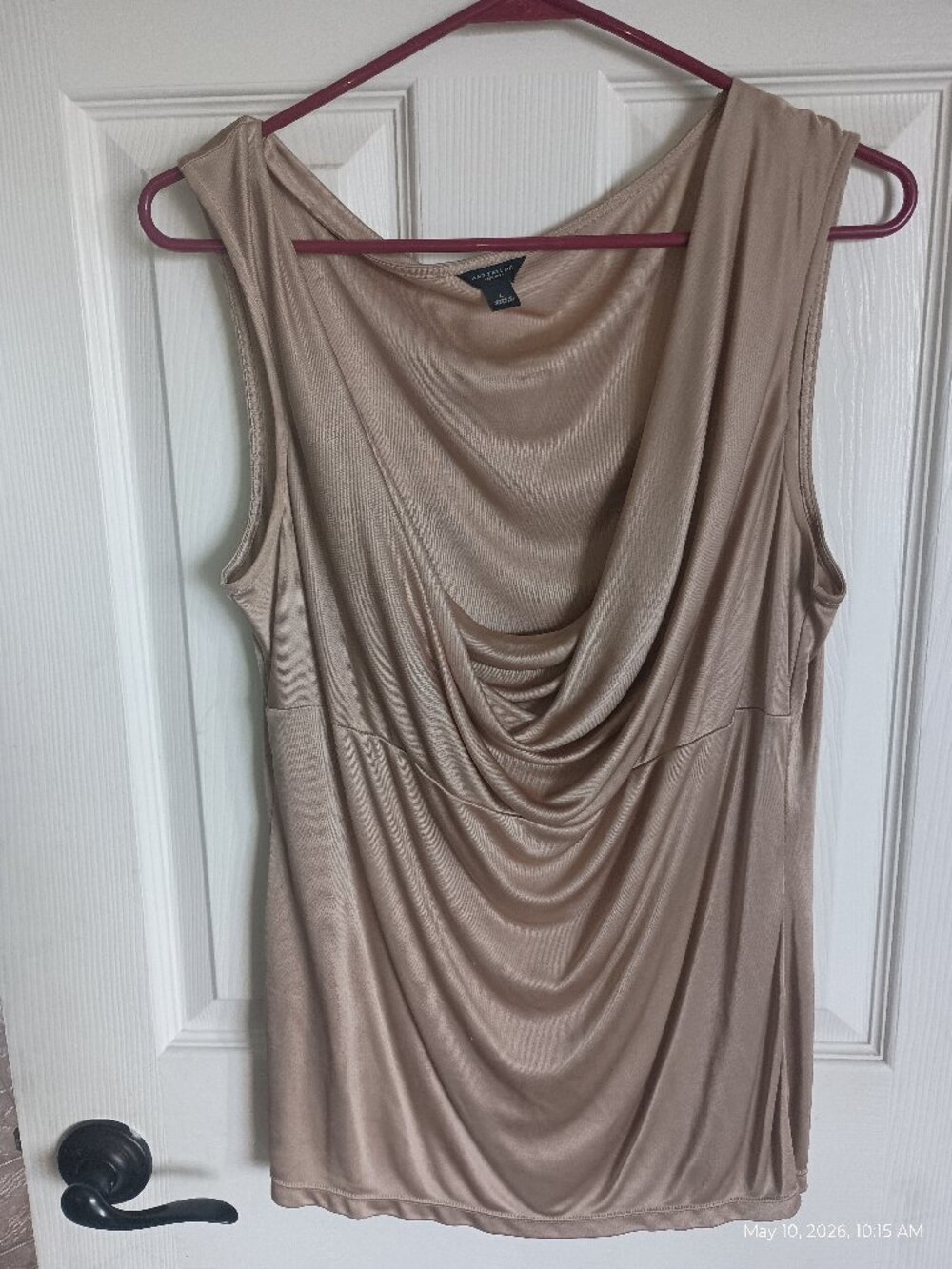 Ann Taylor Sleeveless Top (never worn) Sz L